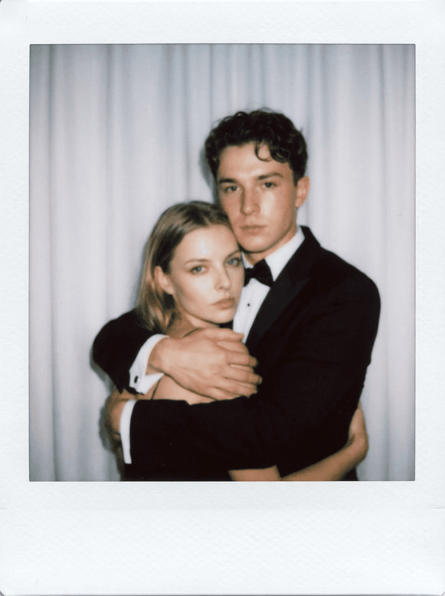 AI Retro Polaroid Couple Trend Photo Generator