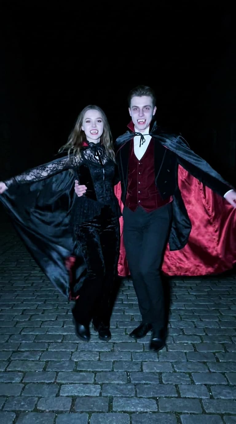 Vampire Duo Night Dance
